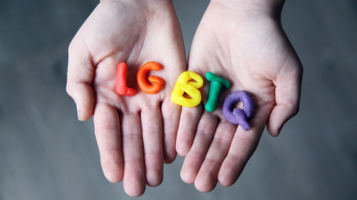 Especialização em direito LGBTQIA+: por que fazer a sua e como é o trabalho?